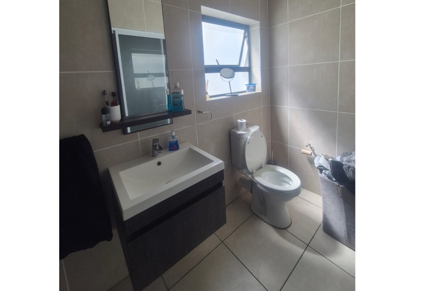 2 Bedroom Property for Sale in Sandown Western Cape